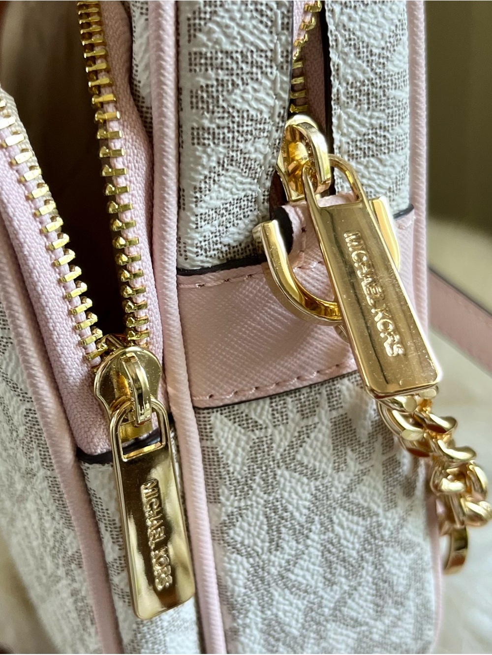 Michael Kors Jet Set Medium Logo Crossbody Bag - Picture 7 of 8